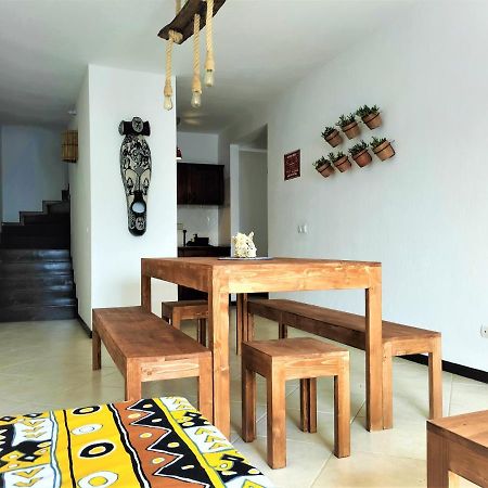 Solstice Hostel Santa Maria Bagian luar foto